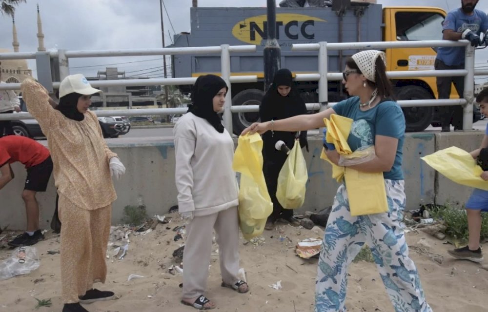 Sidon Municipality organizes an environmental awareness and beach cleanup campaign