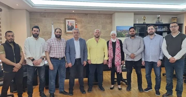 Sidon Municipality and 'Humanitarian Cooperation' are discussing ways for a relief initiative as part of integrated efforts to support those affected and displaced.