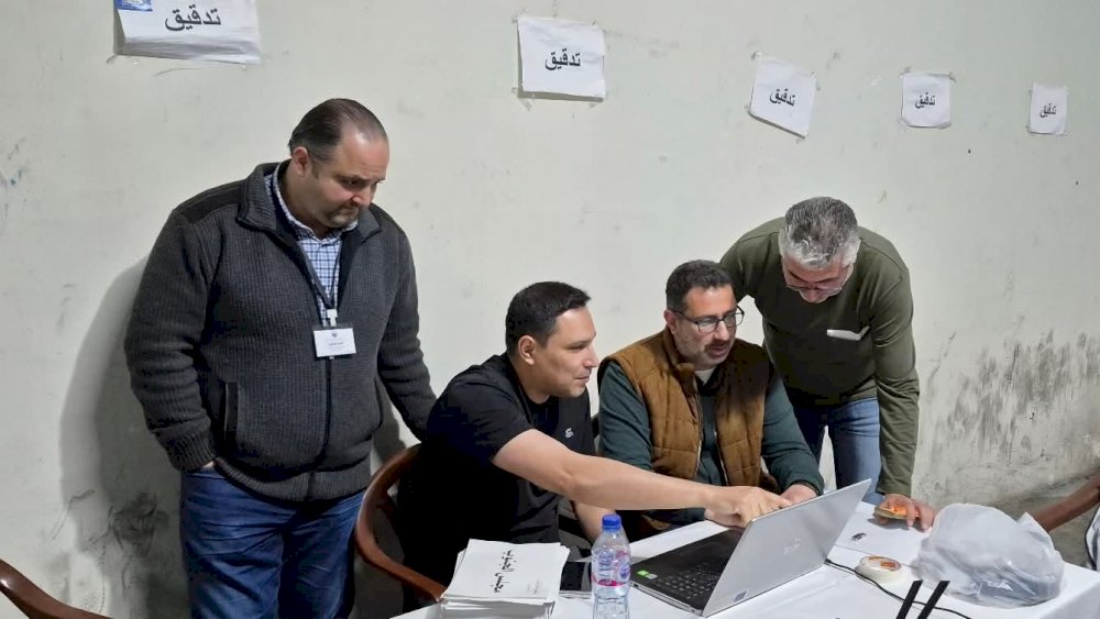 Sidon Municipality Disaster and Crisis Management Cell Launches Home-Based Aid Distribution Program for Displaced Families and Concludes First Day Successfully.