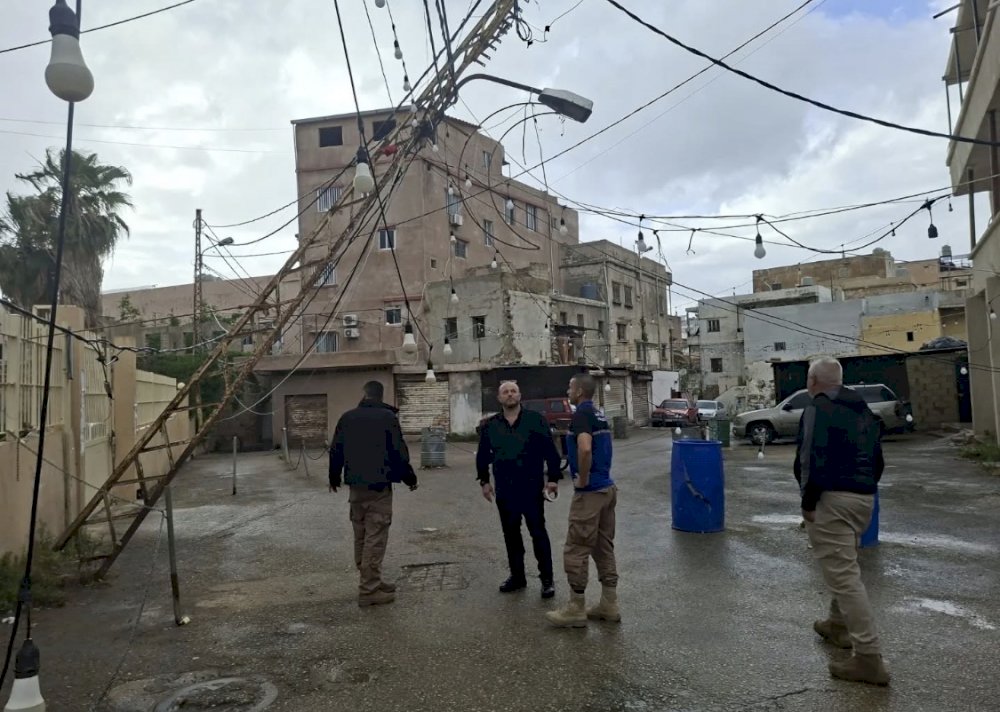 Municipality of Sidon cuts off the “Rijal Al-Arbaeen” road temporarily due to an electricity pole 