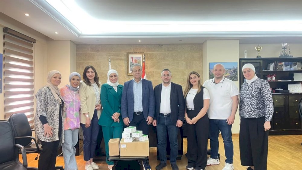 **Saida Municipality Receives Medical Donation from the Order of Pharmacists and Fattal Group to Support Shelter Centers, and Discusses Health Cooperation**  **Saida Municipality – Media Office**  Mayor Eng. Mustafa Hijazi received a delegation from the Order of Pharmacists of Lebanon, headed by Board Member Dr. Wissam Baassiri, during which the municipality received a medical donation provided by the Order, with the support of **Fattal Group**, dedicated to supporting displaced families in shel