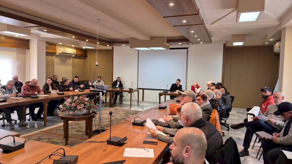 Sidon Municipality holds an extensive coordination meeting with NGOs to evaluate the first phase of the emergency plan